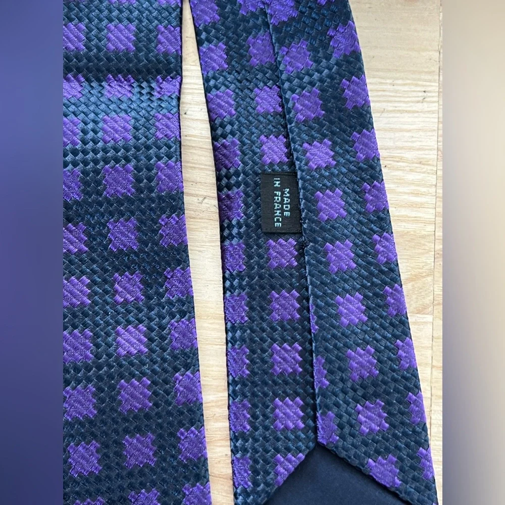 Charvet Designer 100% Silk Tie in a Beautiful Purple and Black Color